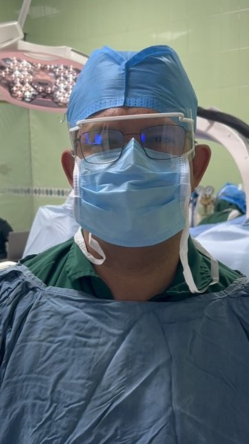 زن ۷۰ ساله با روماتیسم مجددا جراحی شد