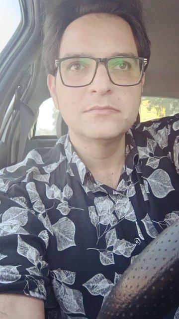 همکار با تجربه در حوزه پزشکی و علمی